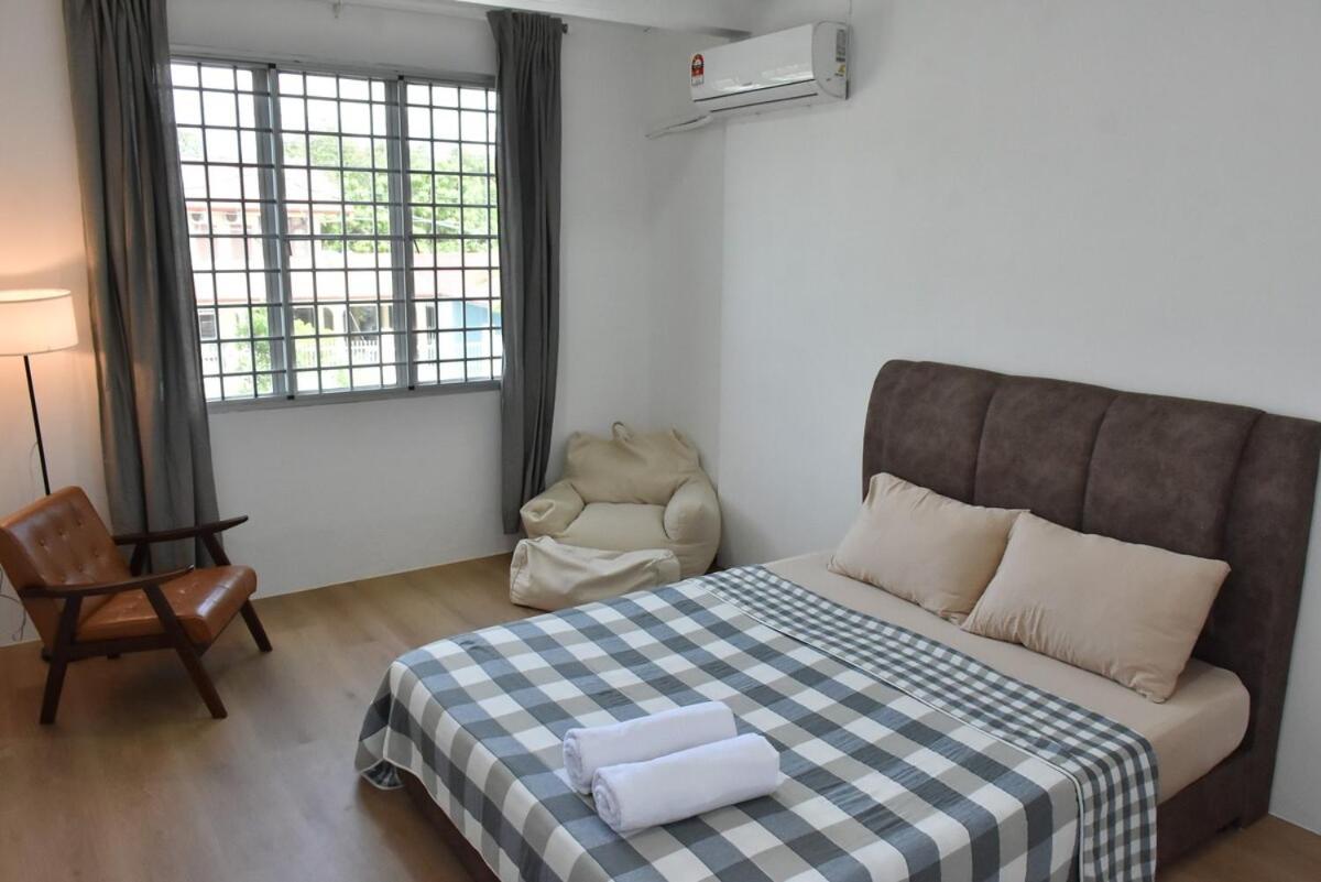 Rain Tree Homestay Bintulu Eksteriør billede